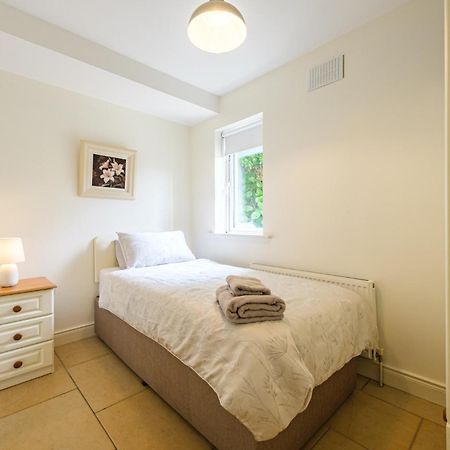 Apartamento 33A Steepleview Trim Exterior foto